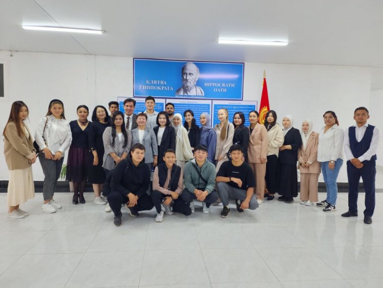 День знаний в Евразийском международном университете!