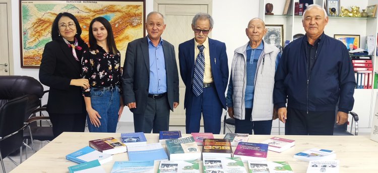 Визит коллег с Международной медицинской академии в Евразийский международный университет