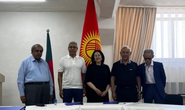 Подписание договора с управляющим директором Rosan Import Export Company Limited