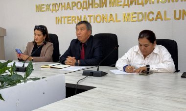 Cобрание с первокурсниками на тему “Мы против коррупции”.