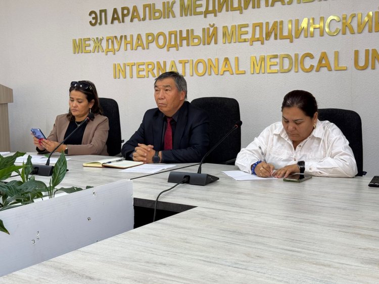 Cобрание с первокурсниками на тему “Мы против коррупции”.