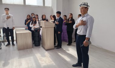 С профессиональным праздником!